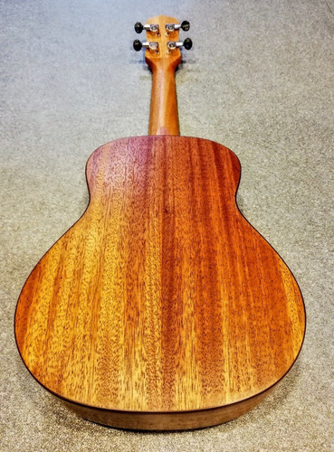Ukelele Concierto Caoba 320cm Con Funda Izzo 320cm - Image 3
