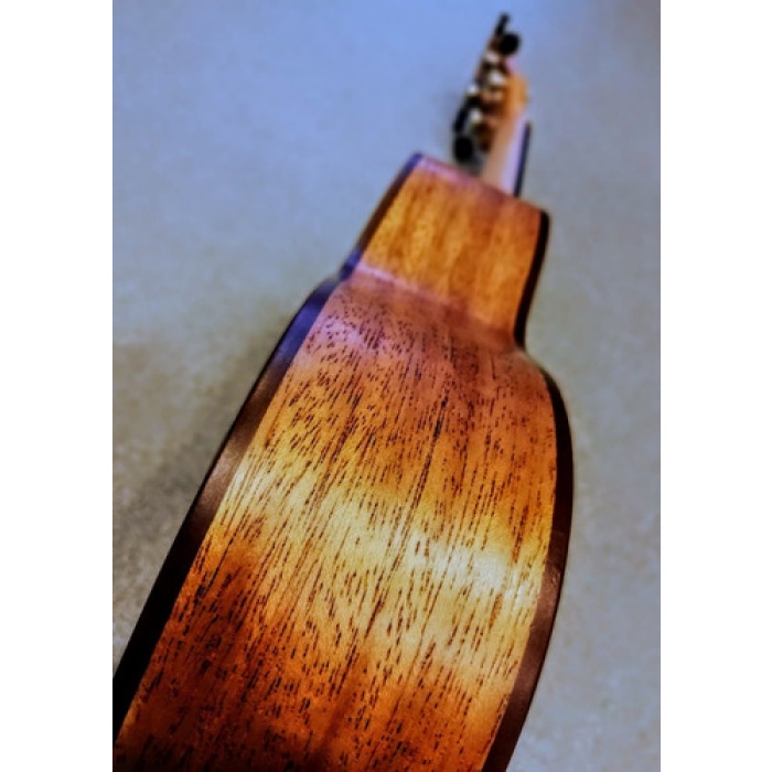 Ukelele Soprano Caoba Con Funda Izzo 320sm - Image 4