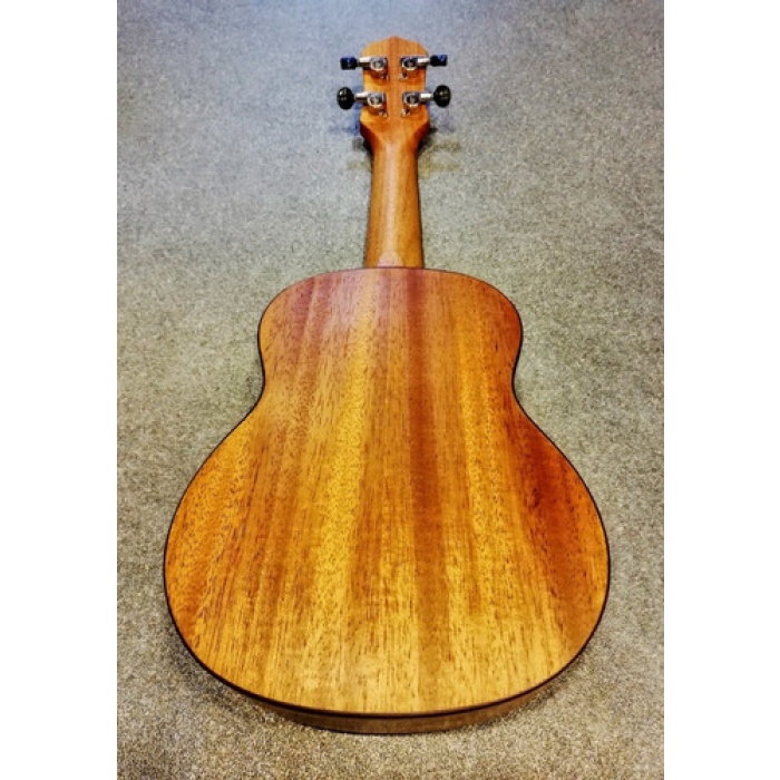 Ukelele Soprano Caoba Con Funda Izzo 320sm - Image 3