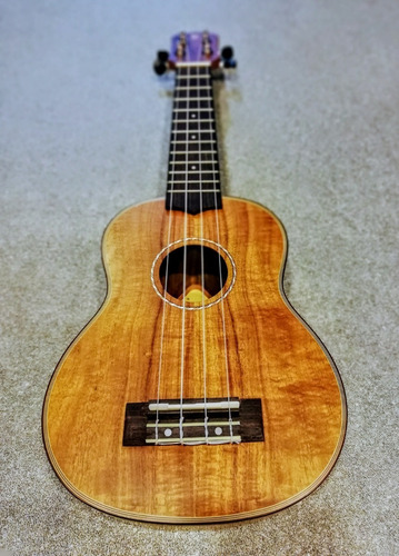 Ukelele Soprano Koa Con Funda Izzo 330sk - Image 3