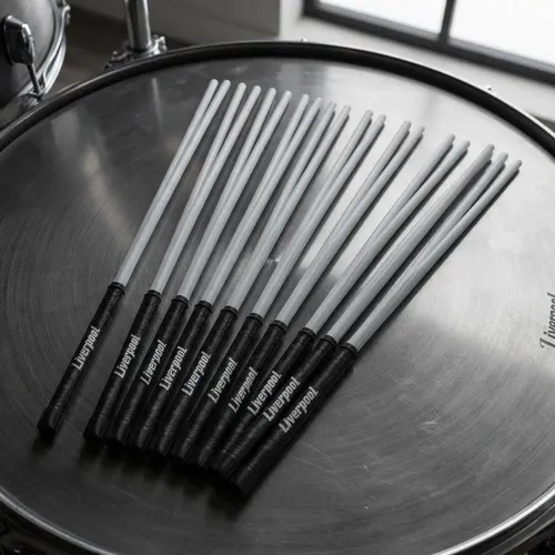 Golpeador De 3 Puntas Nylon Pack x 18 Liverpool TA003 - Imagen 3